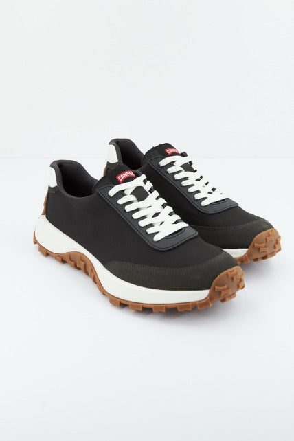 CAMPER  DTRAIL HOUST en color BLACK  (1)