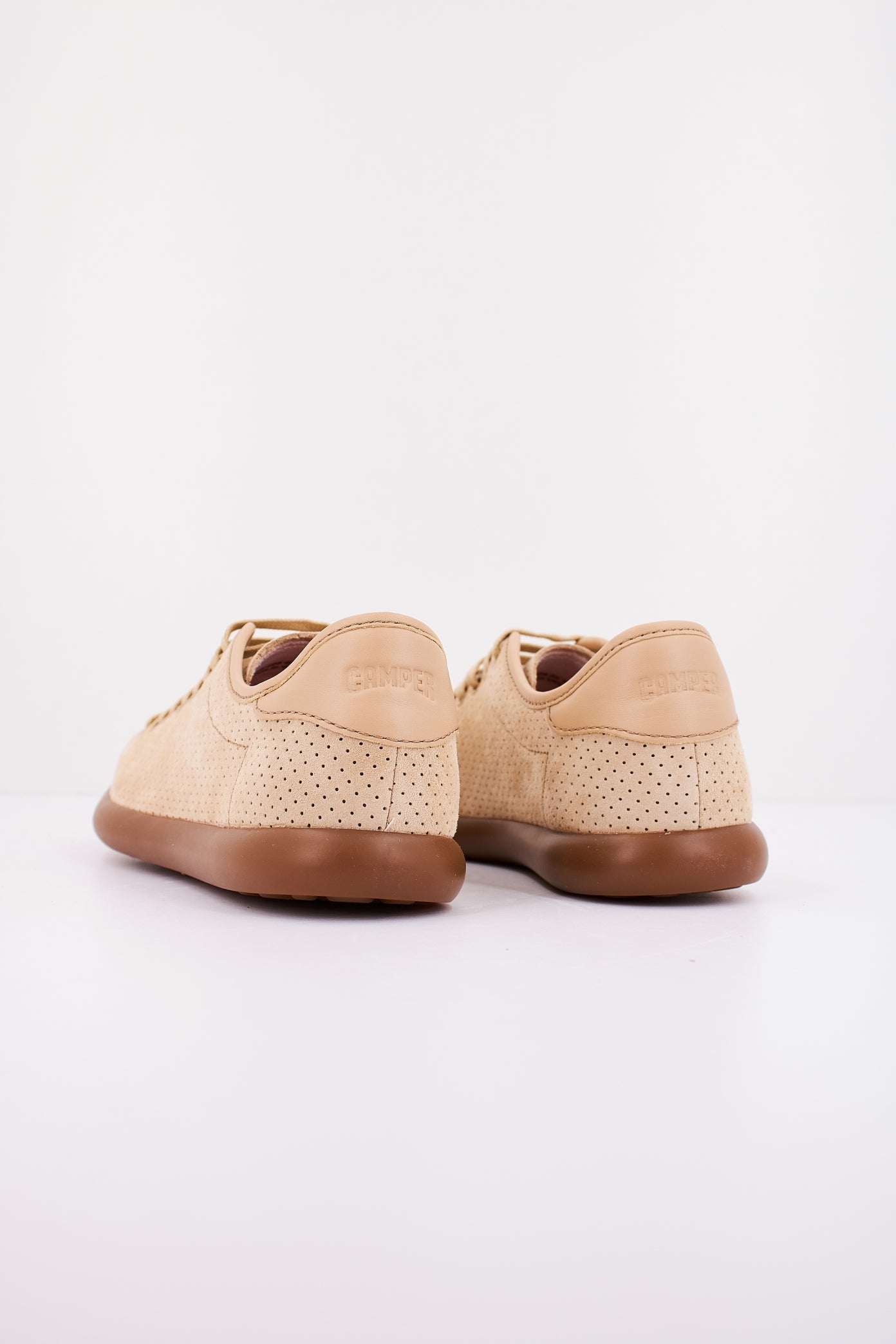 CAMPER SUMMER PERFORATED BO en color MDMBG  (3)