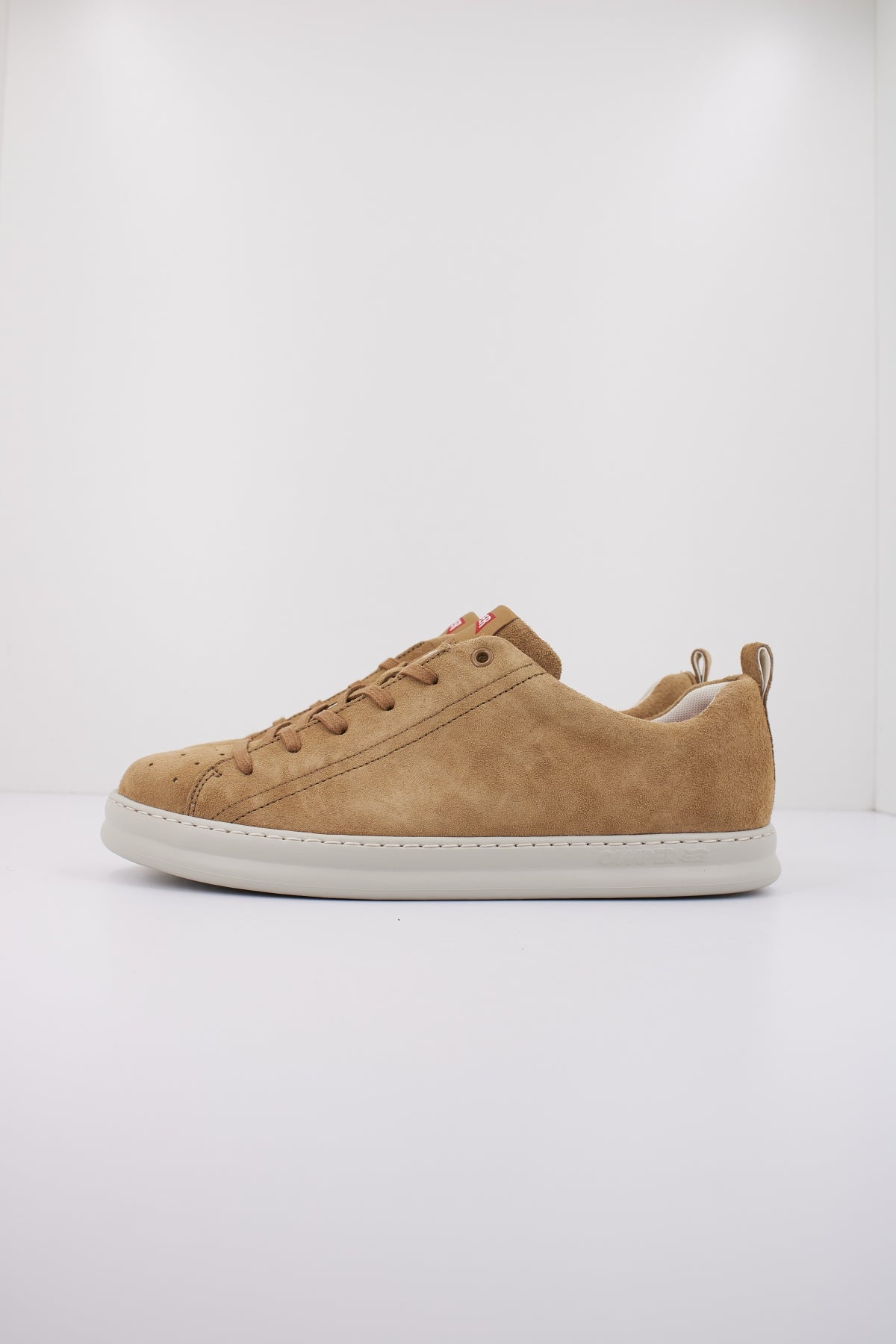 CAMPER RUNNER FOUR en color MDMBRWN  (1)