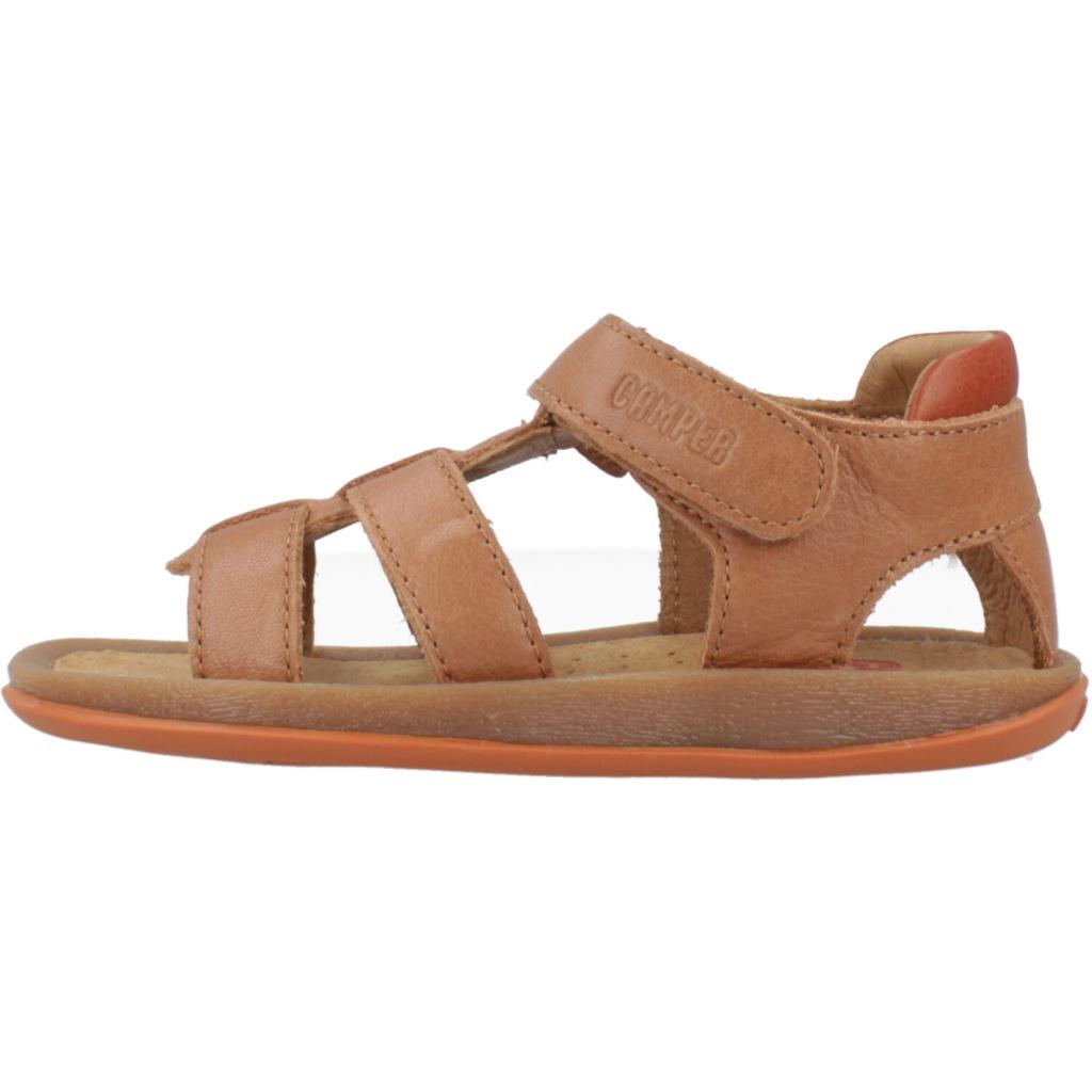 CAMPER BICHO FW en color NUDE  (2)