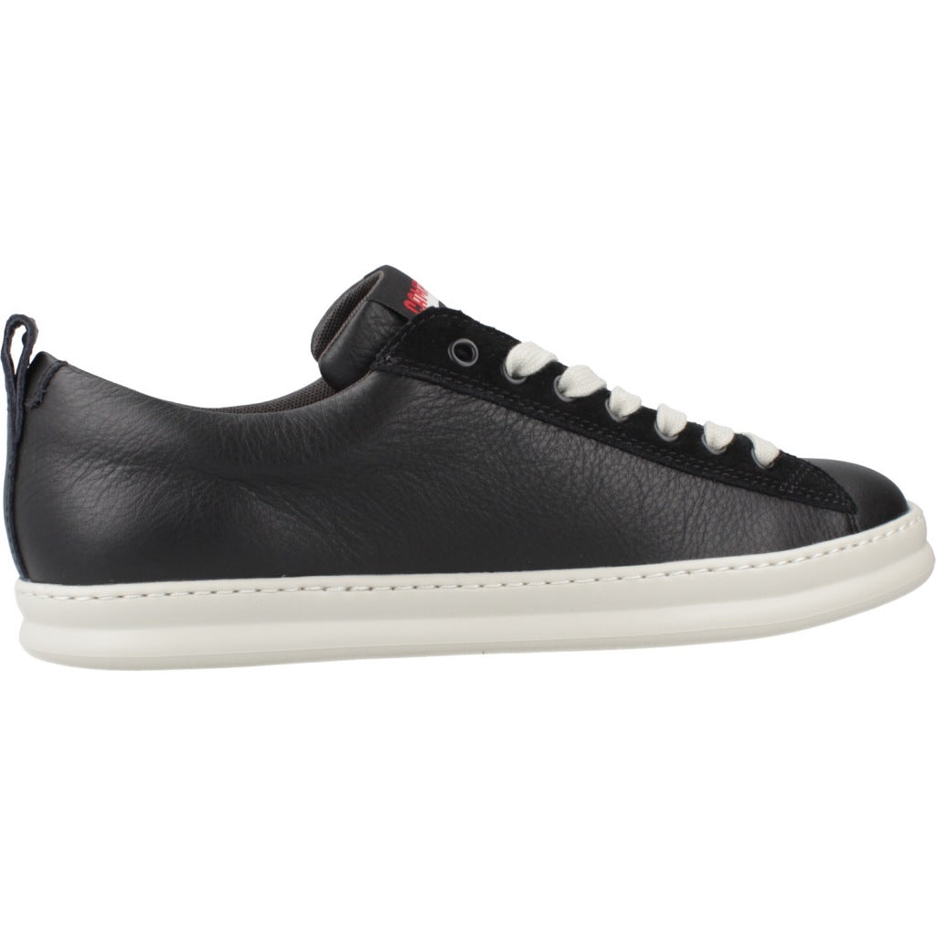 CAMPER  RUNNER en color NEGRO  (4)
