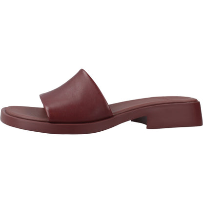 CAMPER DANA ULTRASOFT en color BURGUNDY  (2)