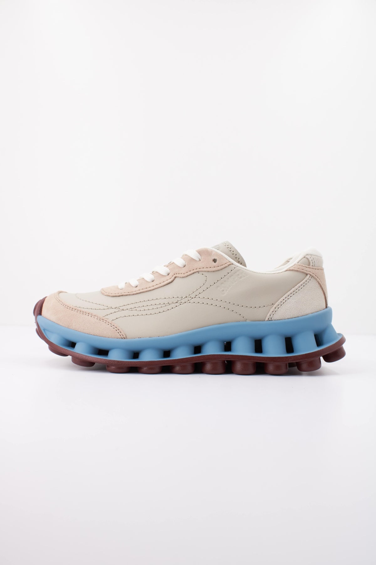 CAMPER PELLO HIEKK en color   (1)