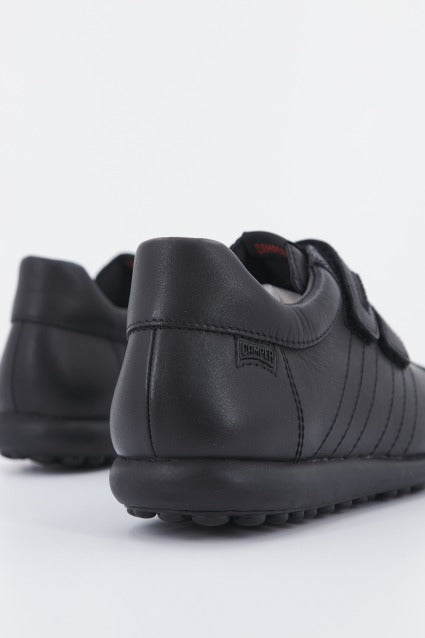 CAMPER   PELOTAS en color NEGRO  (3)