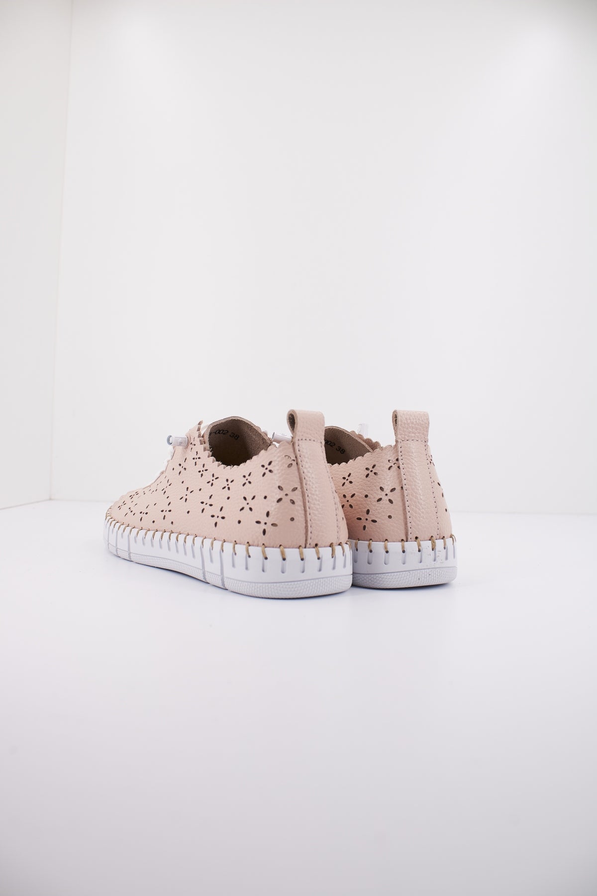 THE HAPPY MONK CRETA  en color NUDE  (3)