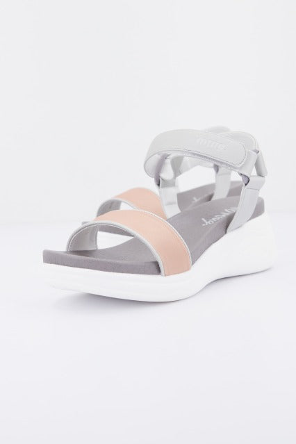 MTNG M  en color C  (1)