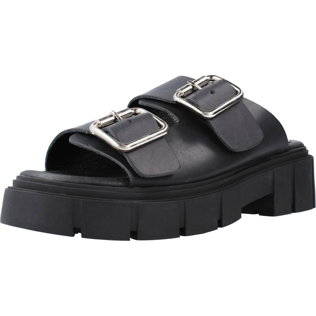 MTNG M  en color C  (1)