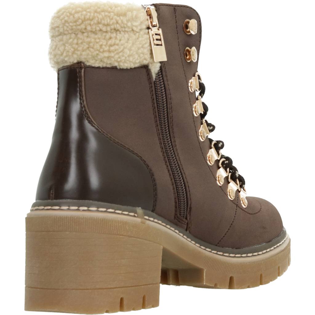 MTNG  DORIS en color C  (3)