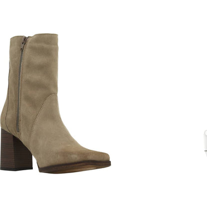 MTNG M  en color C  (5)