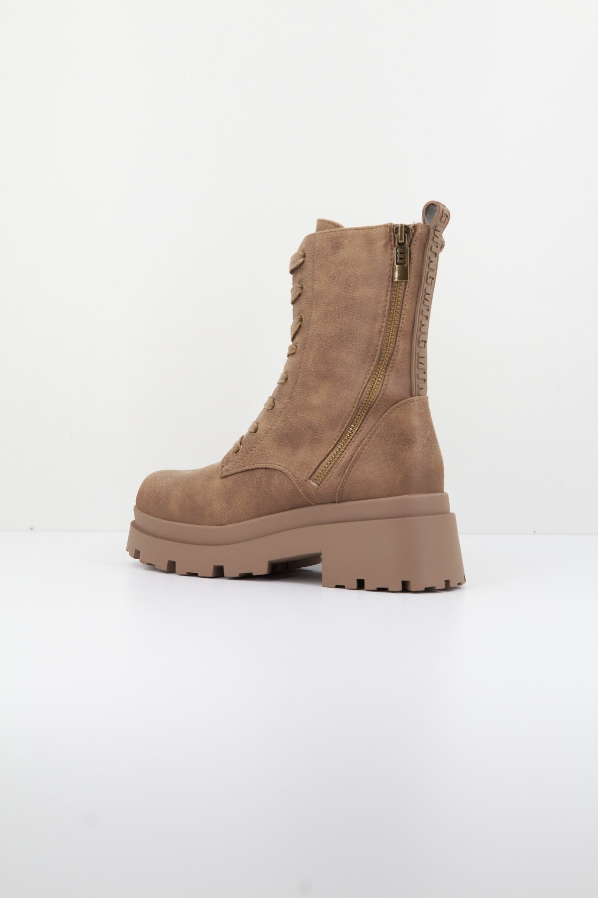 MTNG M en color C  (3)