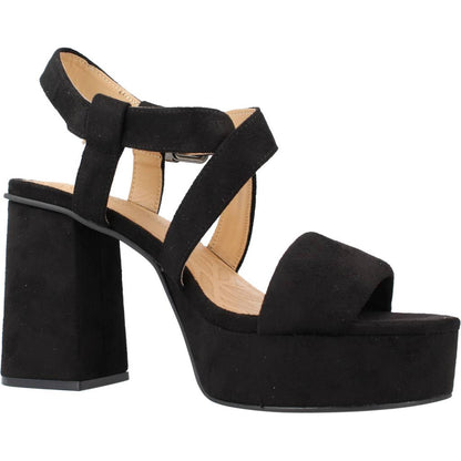 MTNG M  en color C  (5)