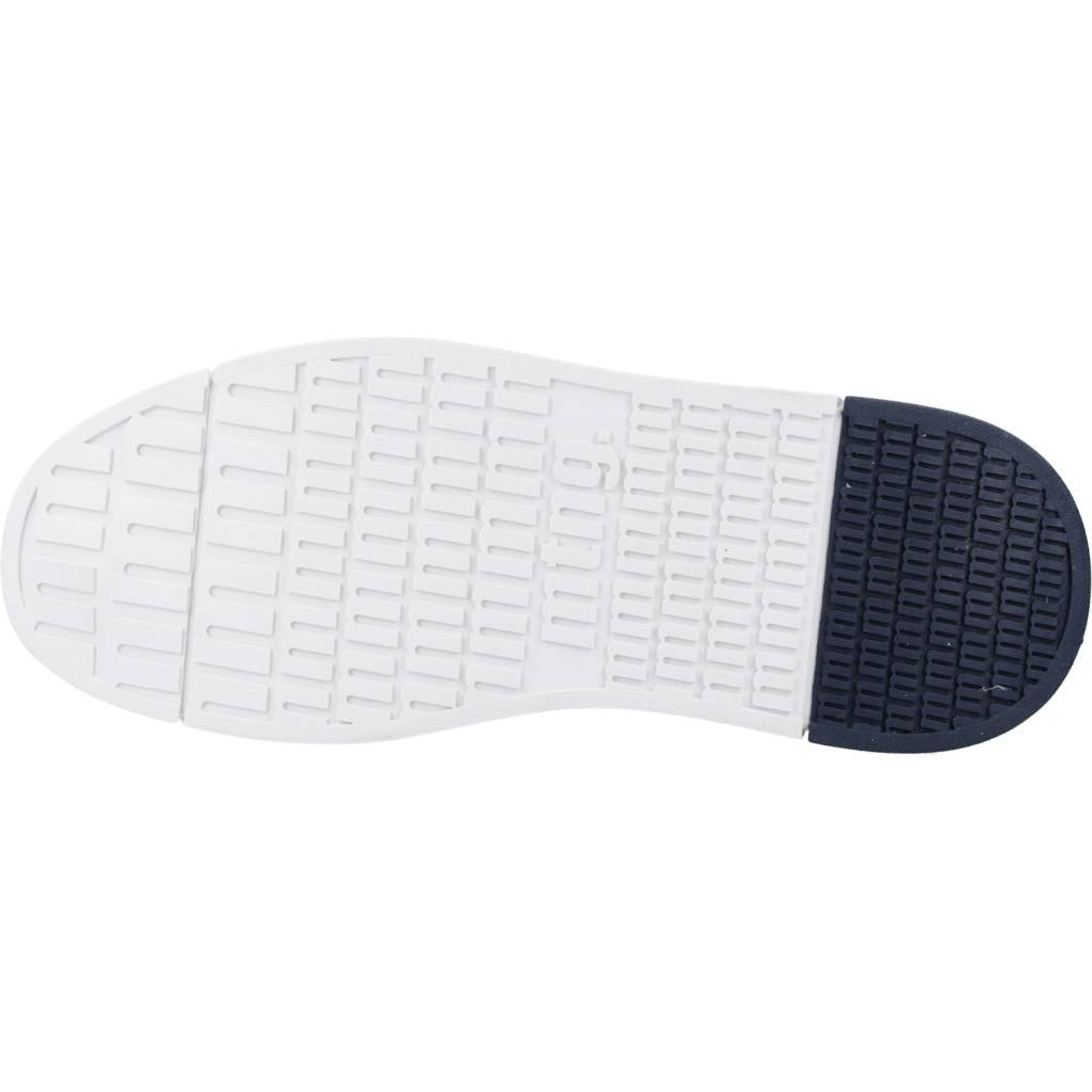 MTNG M  en color C  (6)