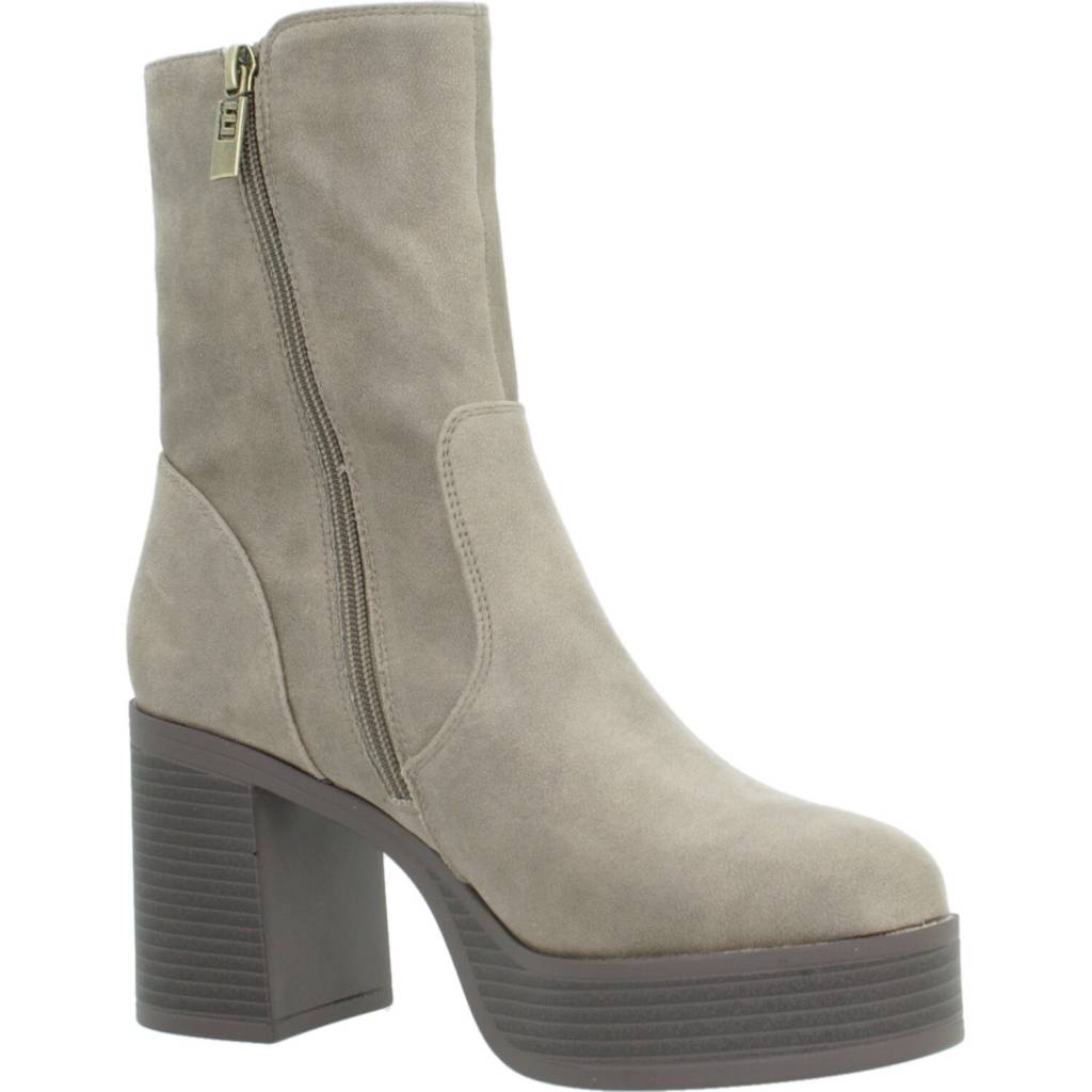 MTNG M en color C  (5)