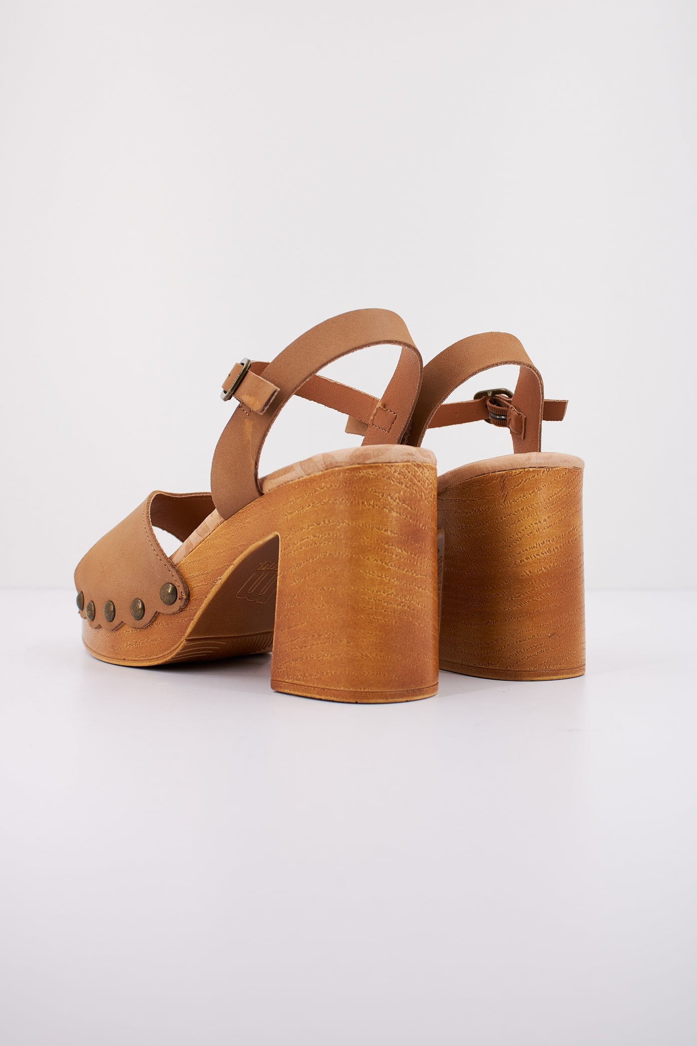 MTNG M en color C  (3)