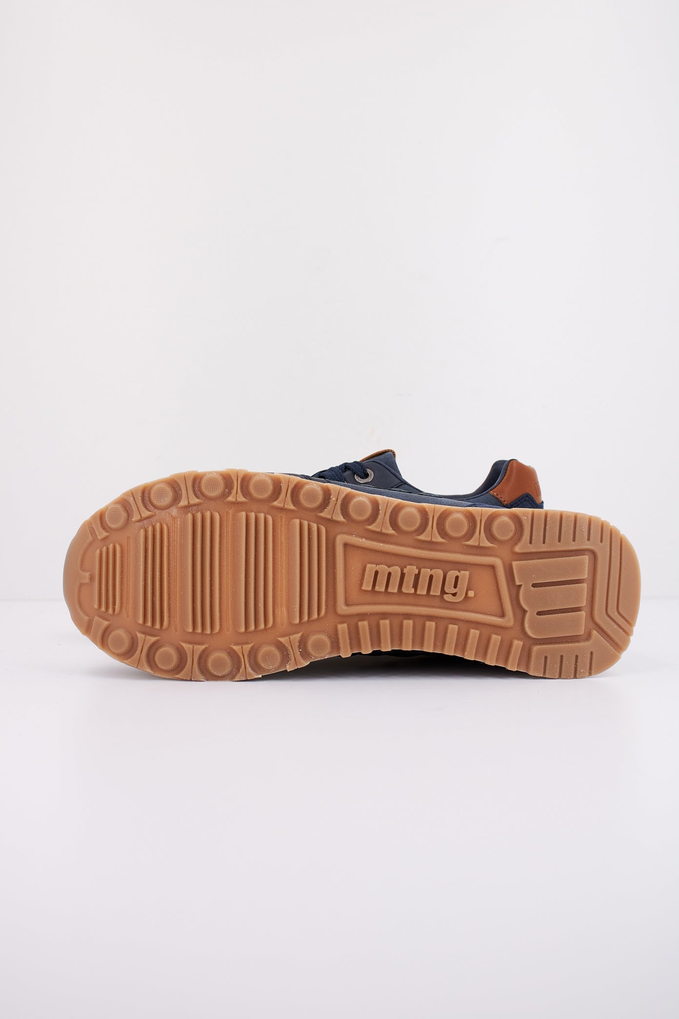 MTNG M  en color C  (5)