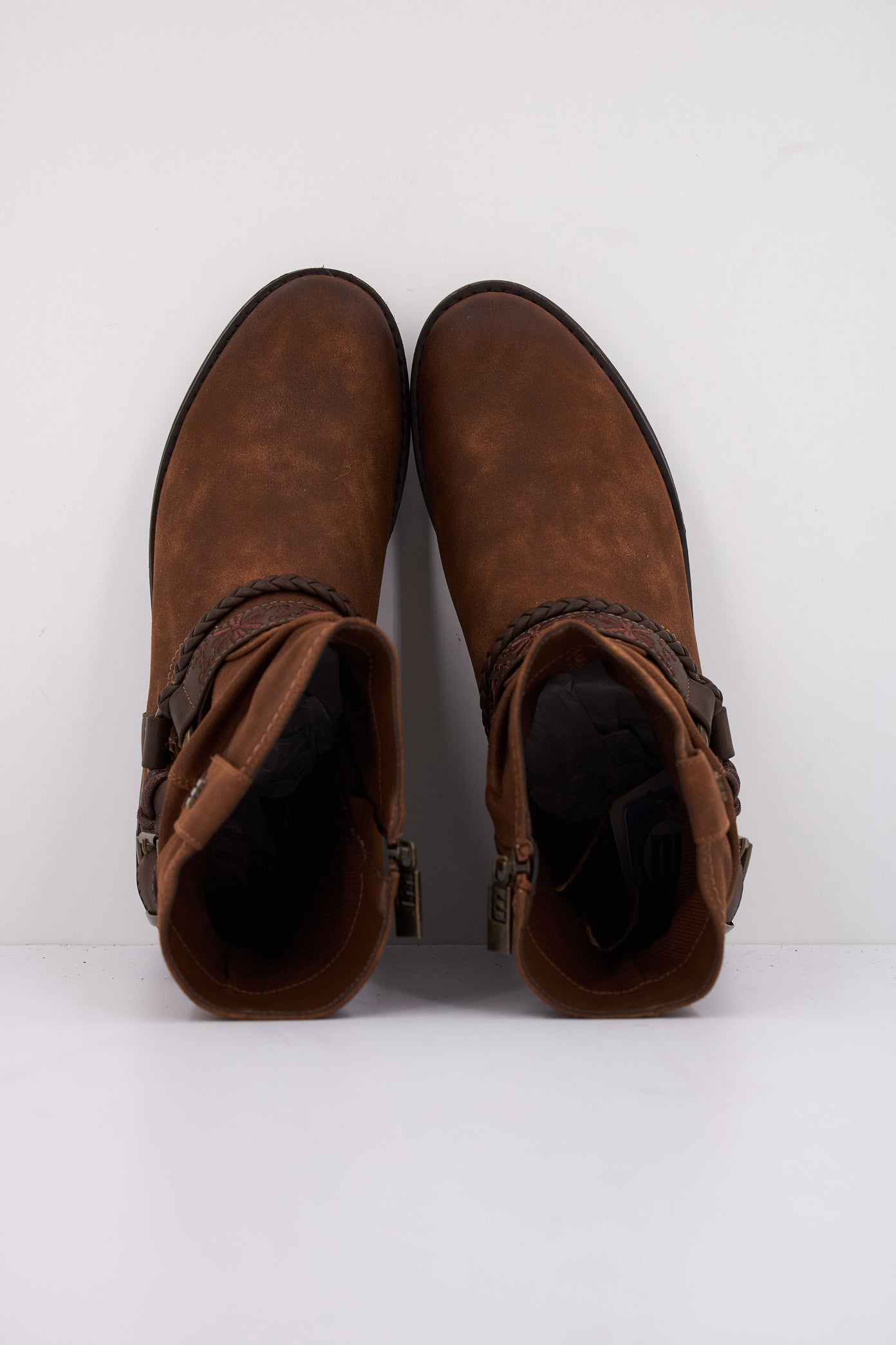 MTNG M  en color C  (3)