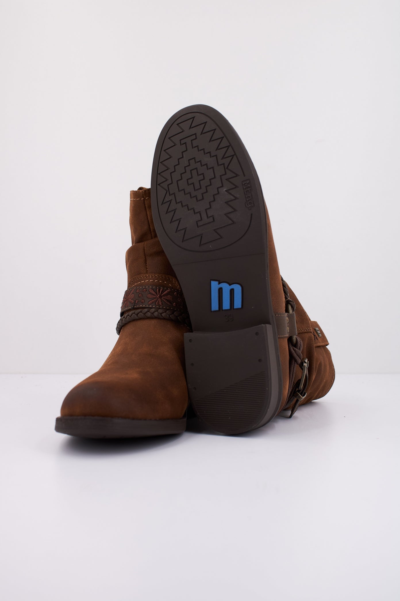 MTNG M  en color C  (5)