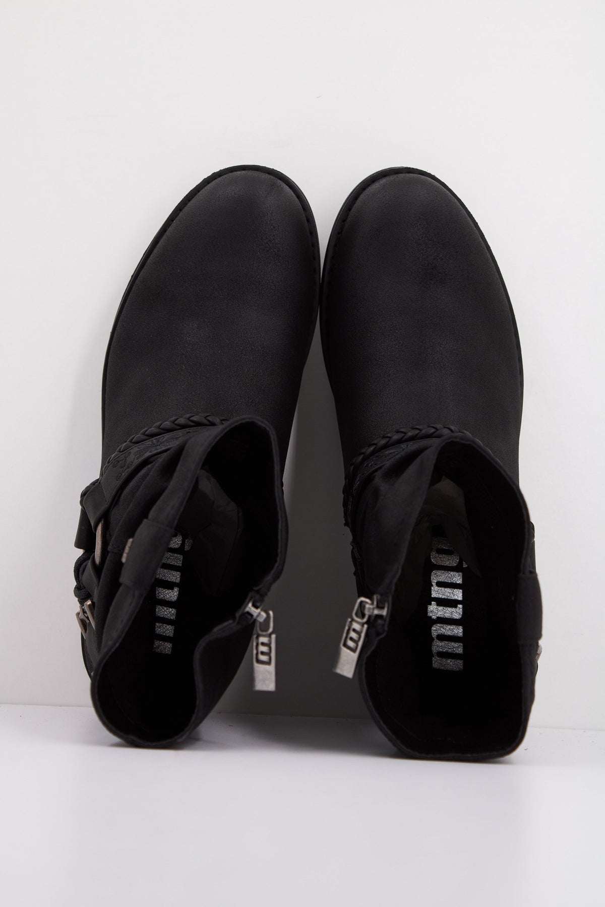 MTNG M  en color C  (3)