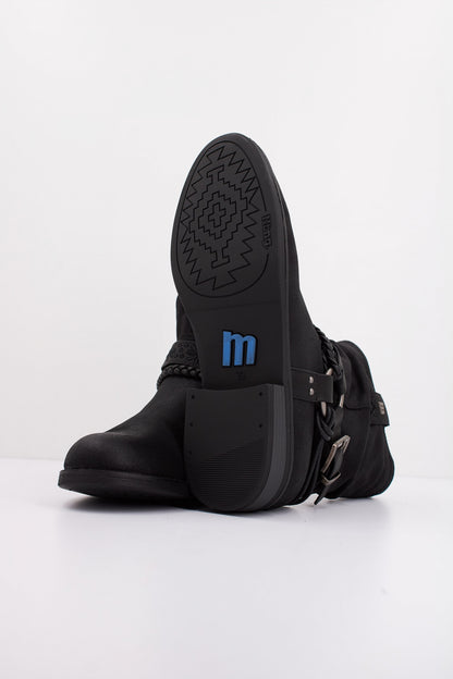 MTNG M  en color C  (5)