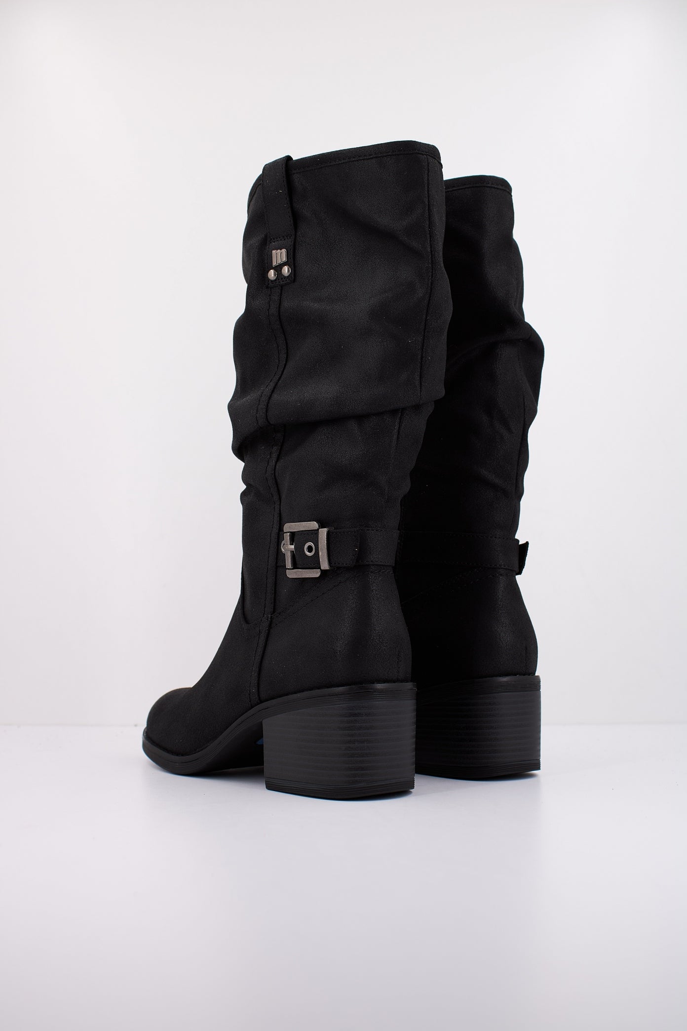 MTNG M  en color C  (4)