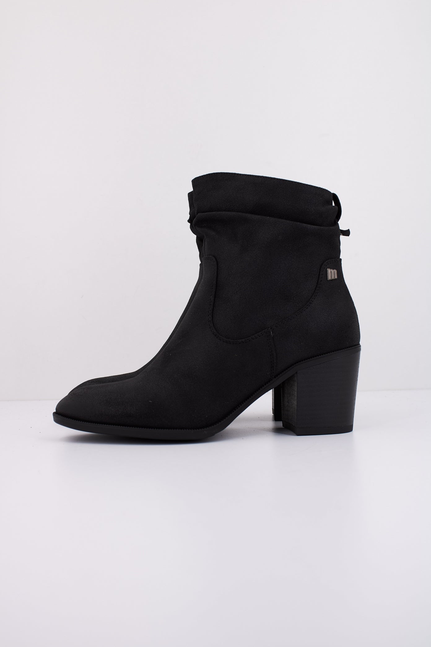 MTNG M  en color C  (1)