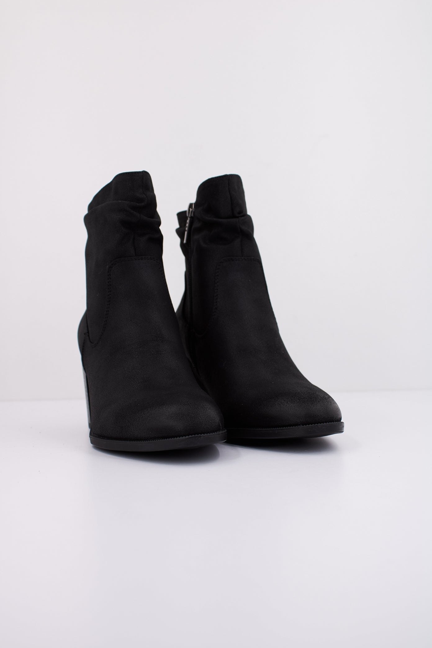 MTNG M  en color C  (2)