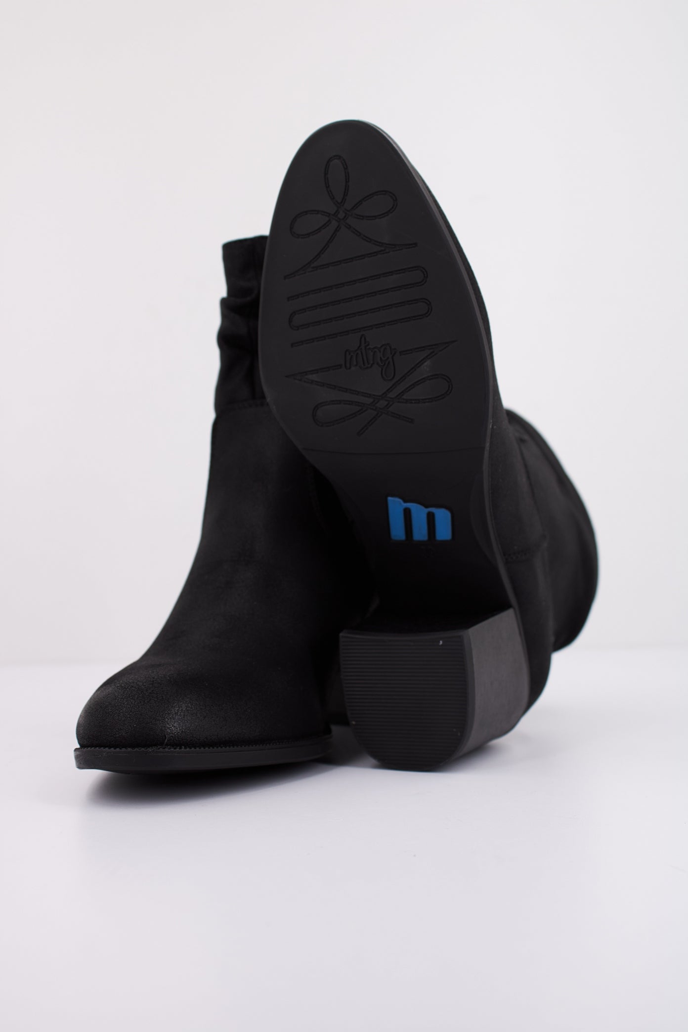 MTNG M  en color C  (5)