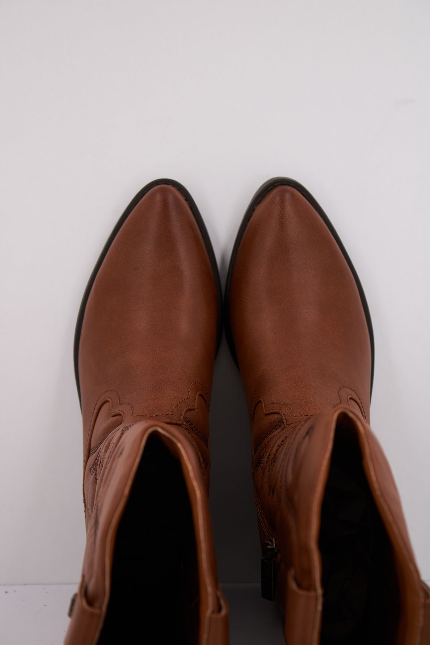 MTNG M en color C  (3)