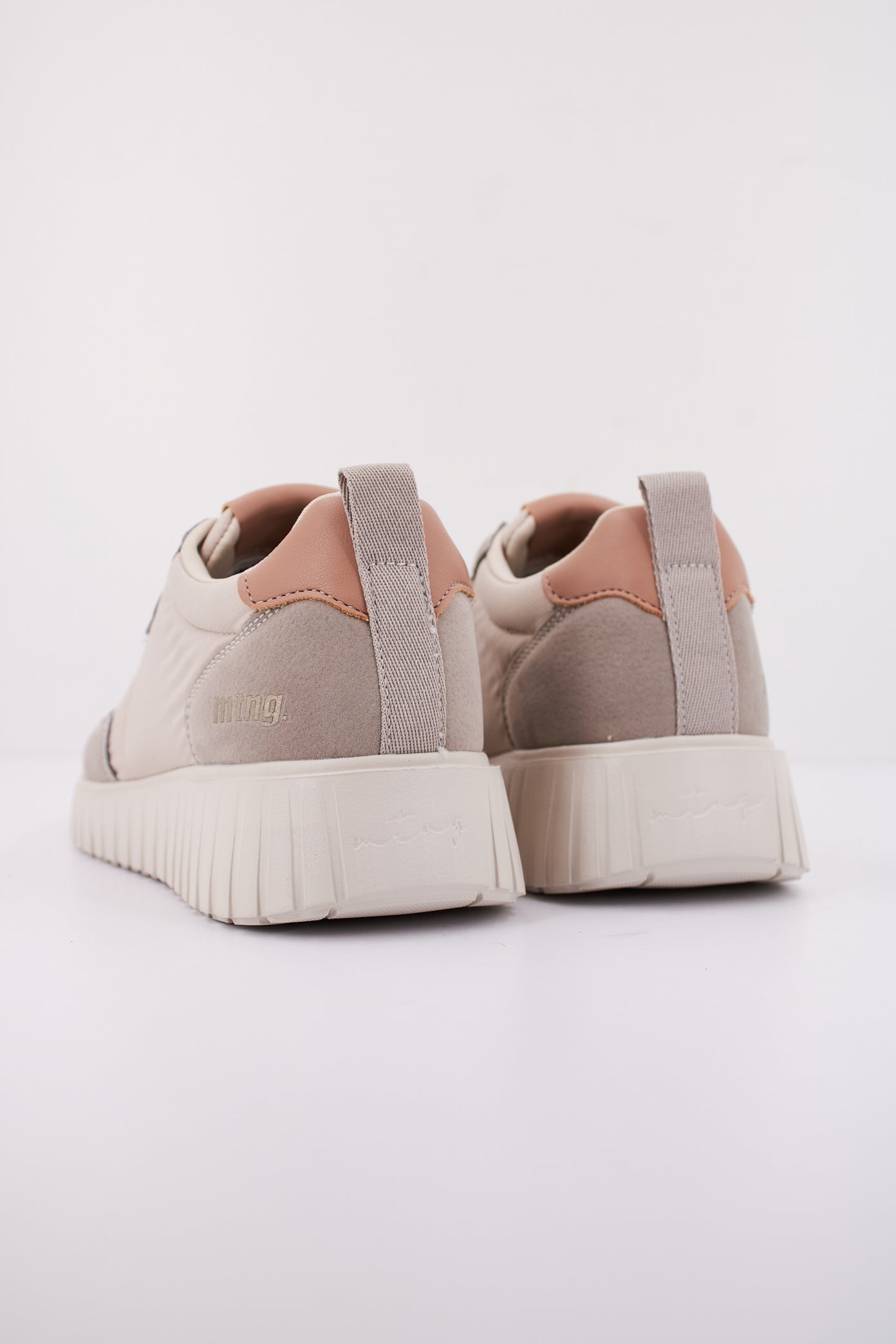 MTNG M en color C  (4)