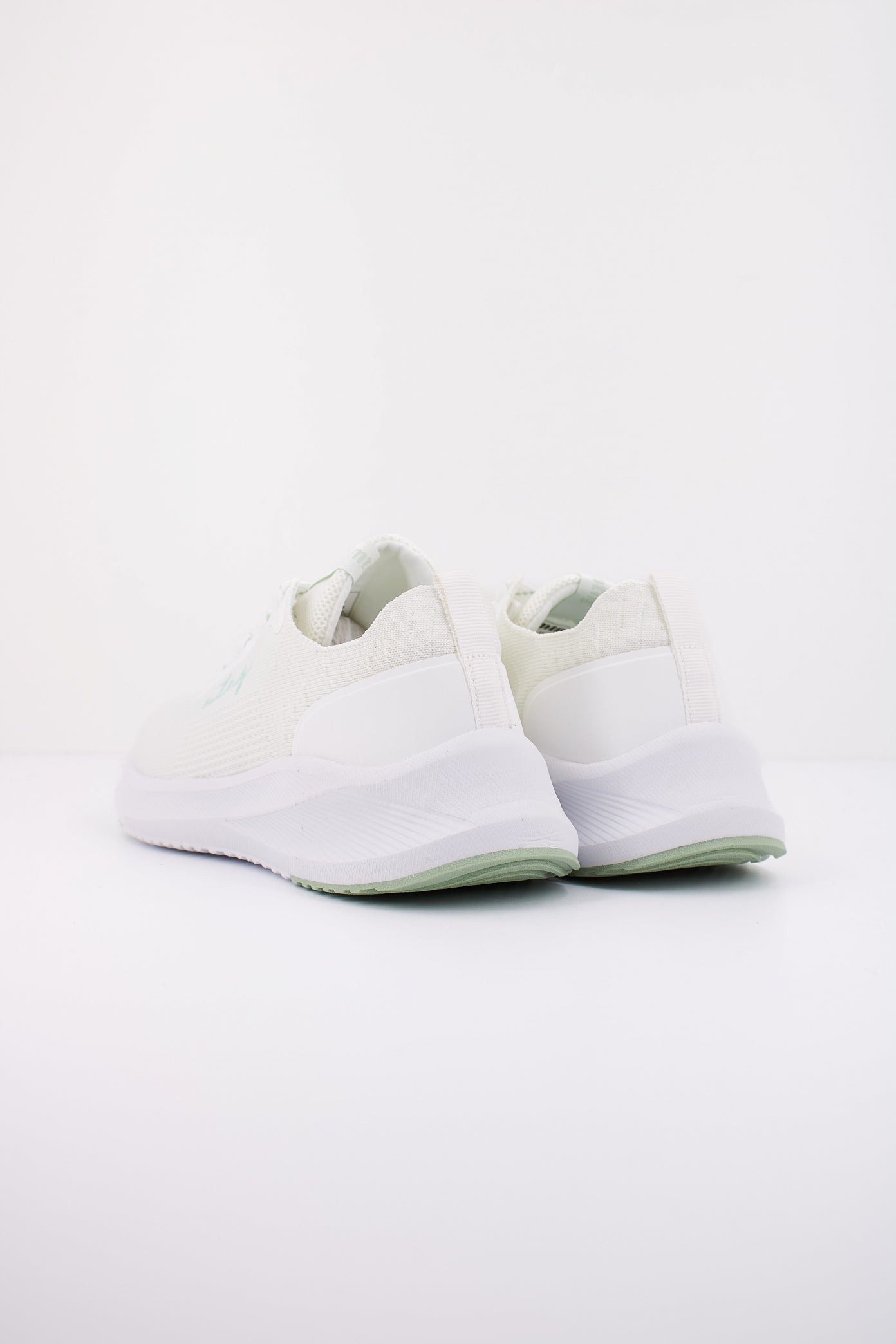 MTNG M en color C  (4)