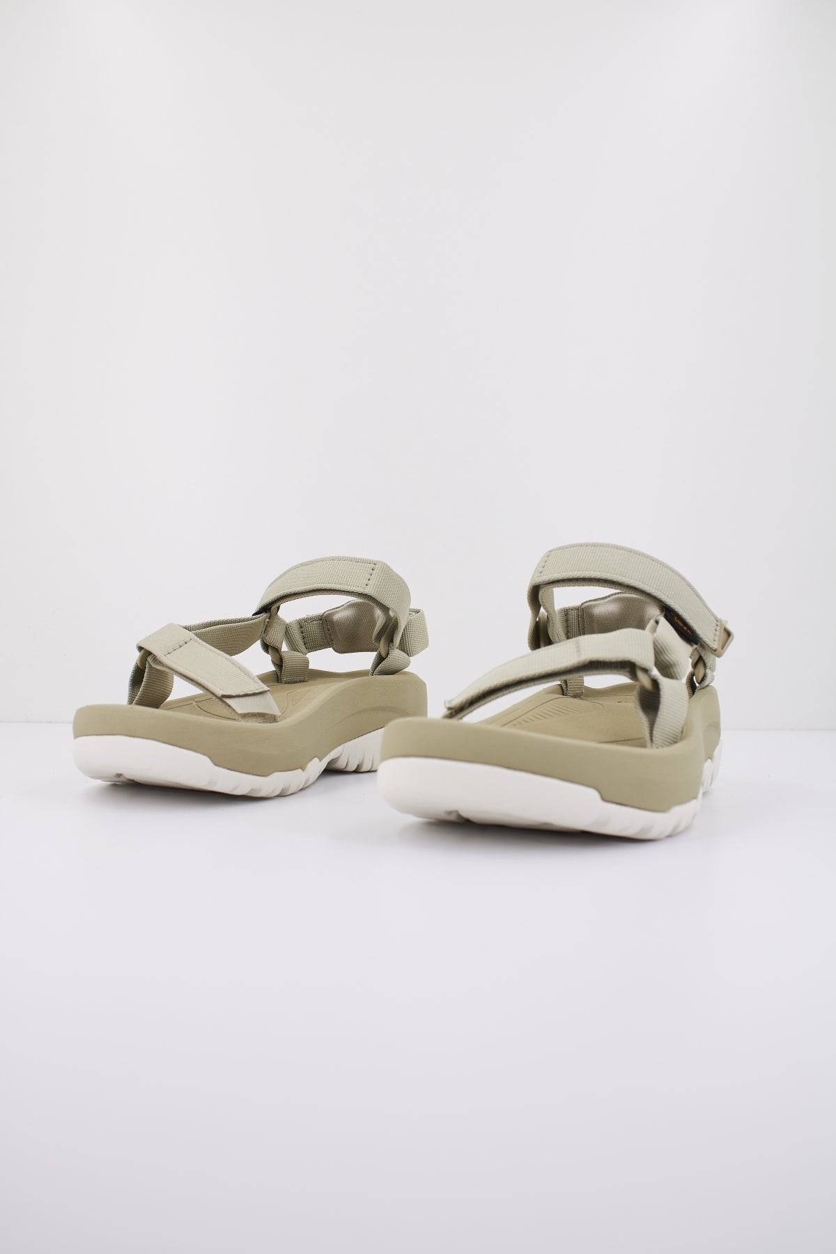 TEVA W HURRICANE XLT AM en color EUC  (2)