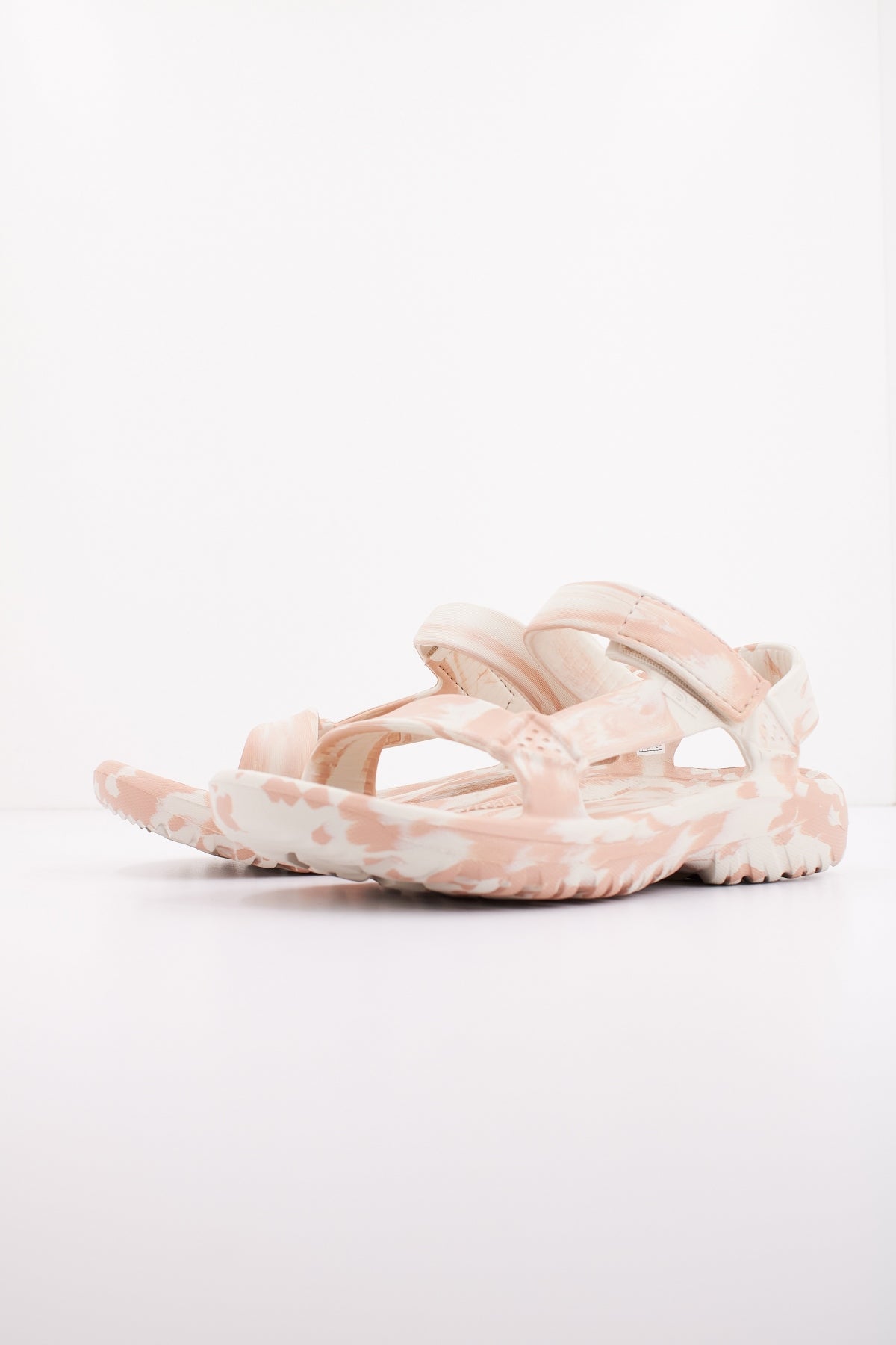 TEVA W HURRICANE en color MSS  (2)