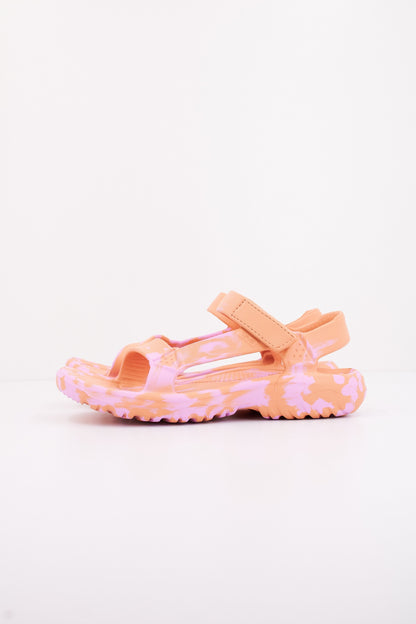 TEVA W HURRICANE en color PSW  (1)