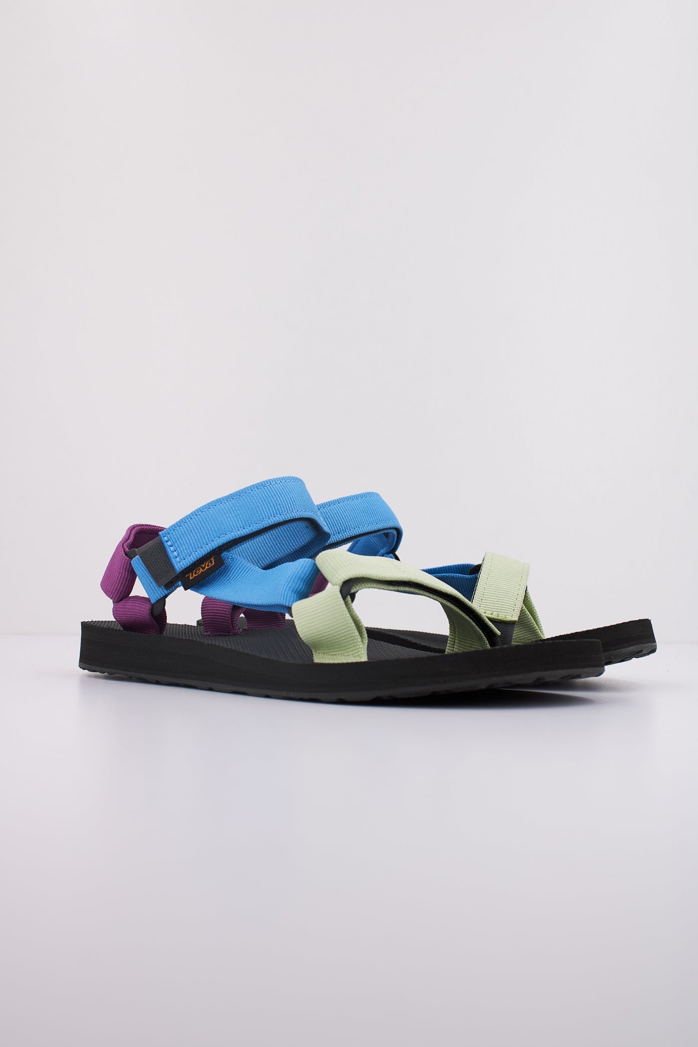 TEVA  W ORIGINAL UNIVERSA en color GWM  (2)