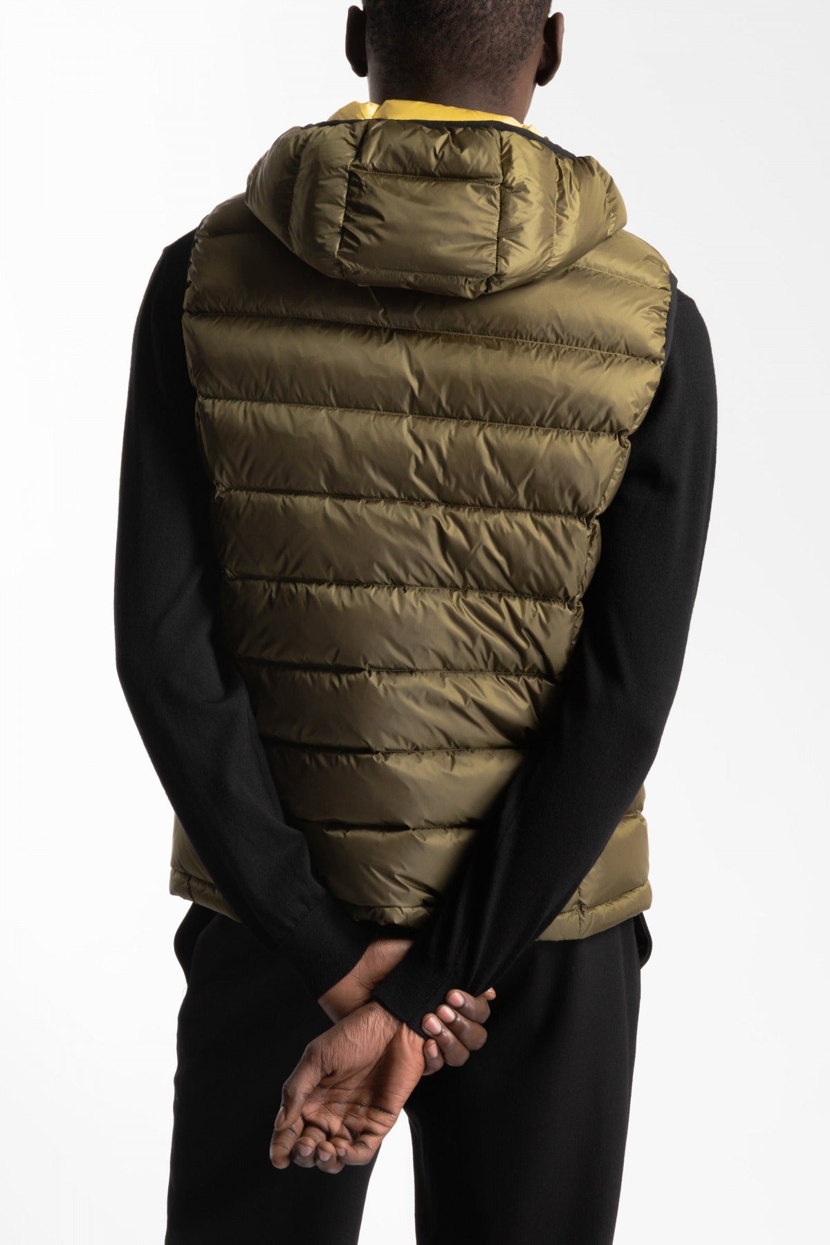 BLAUER SMANICATI IMBOTTITO  en color CH  (2)