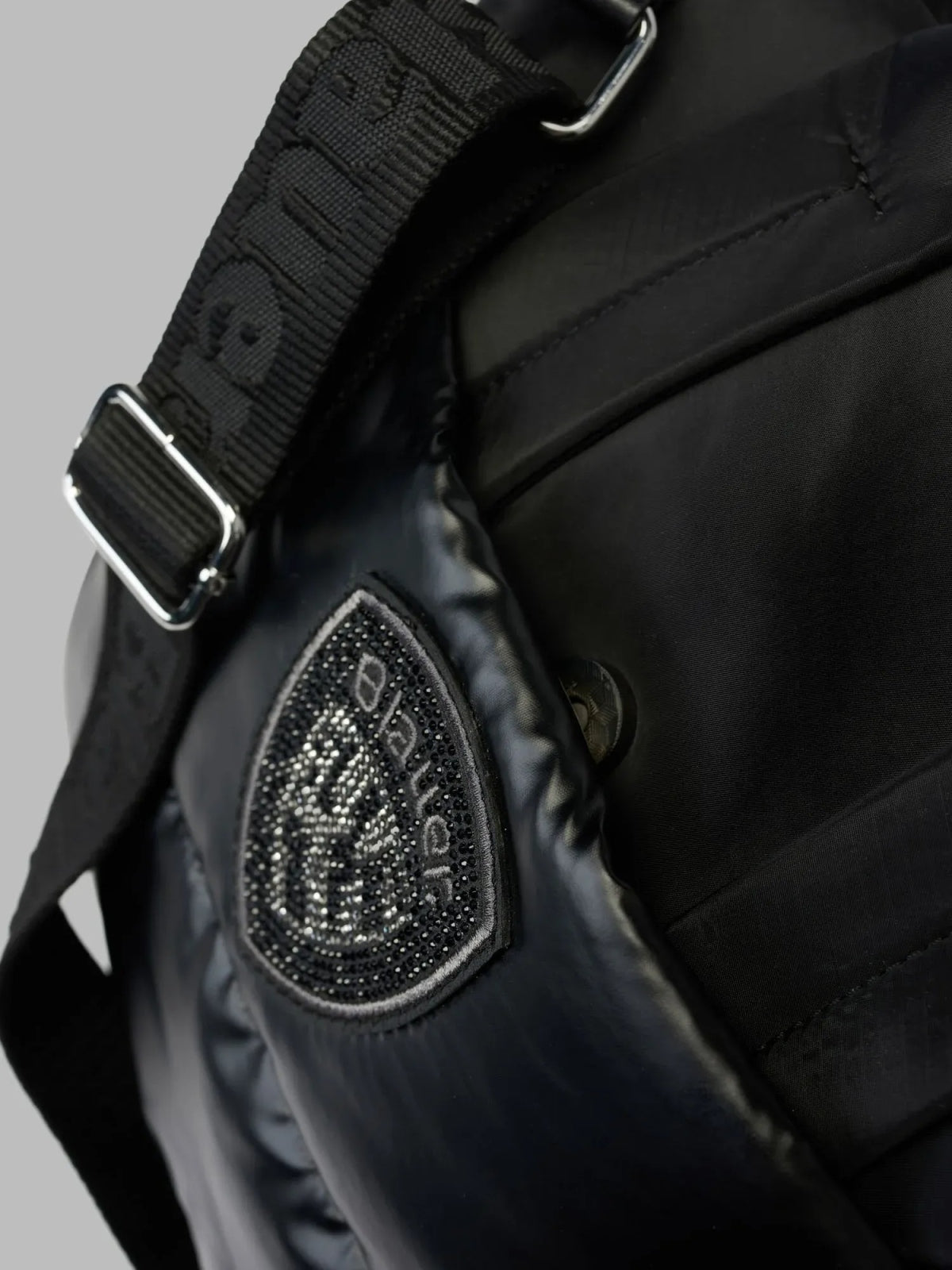 BLAUER POLYESTER NYLON TOTE en color BLK  (3)