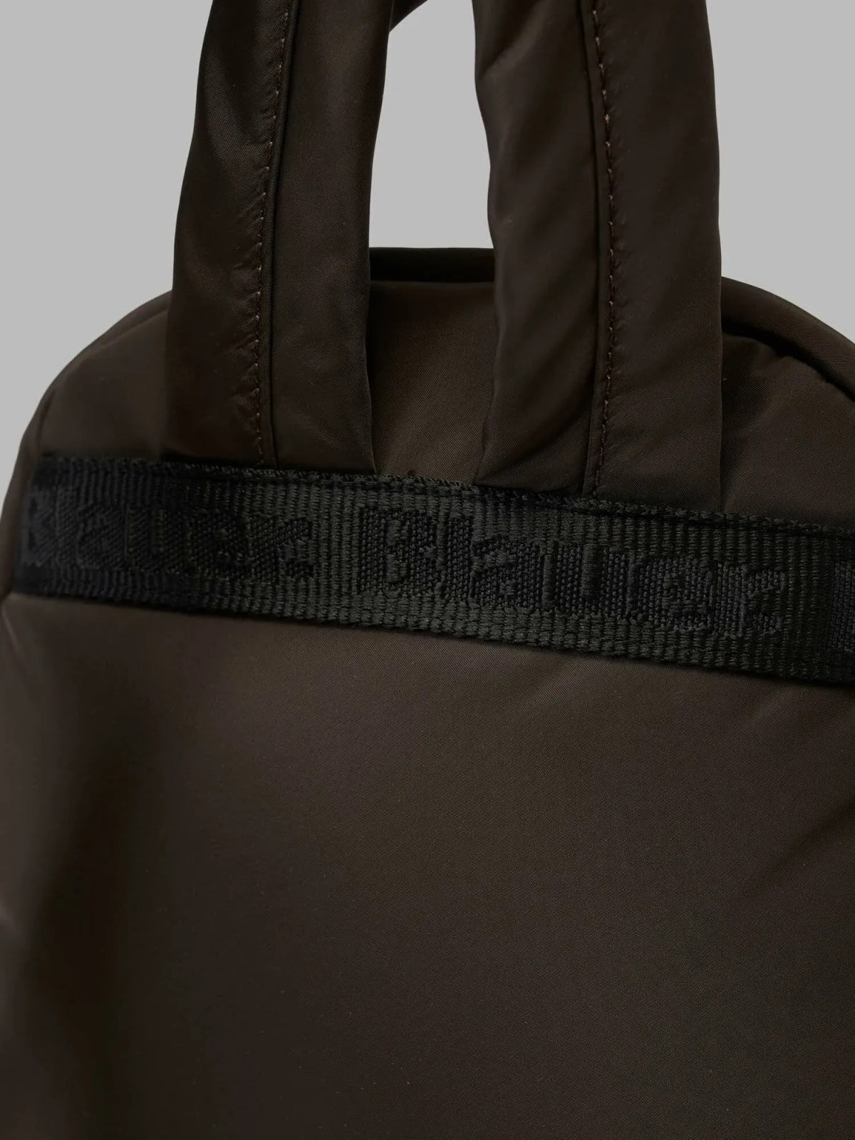BLAUER POLYESTER NYLON BACK en color DKB  (3)