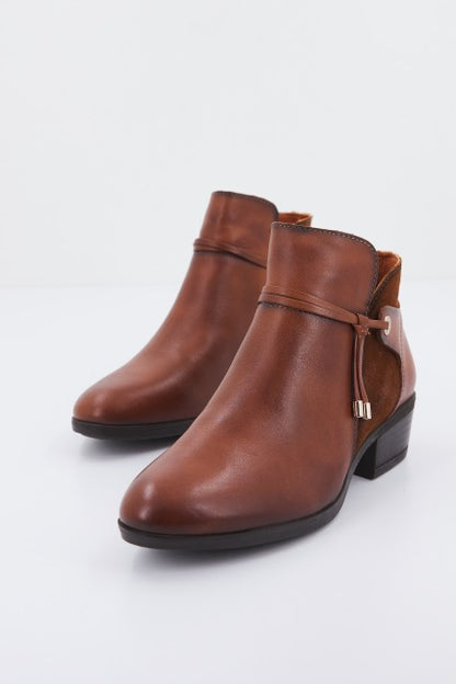 PIKOLINOS WU  en color CUERO  (1)