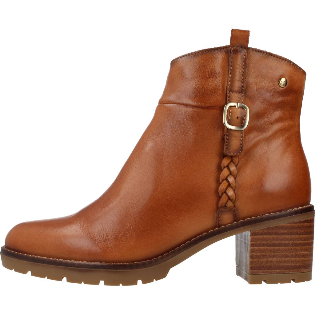 PIKOLINOS WH  en color BRANDY  (2)