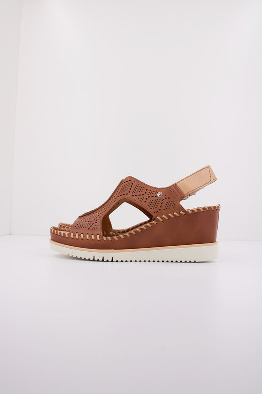 PIKOLINOS AGUADULCE en color BRANDY  (1)