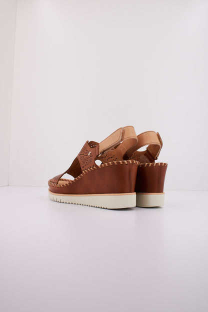 PIKOLINOS AGUADULCE en color BRANDY  (3)