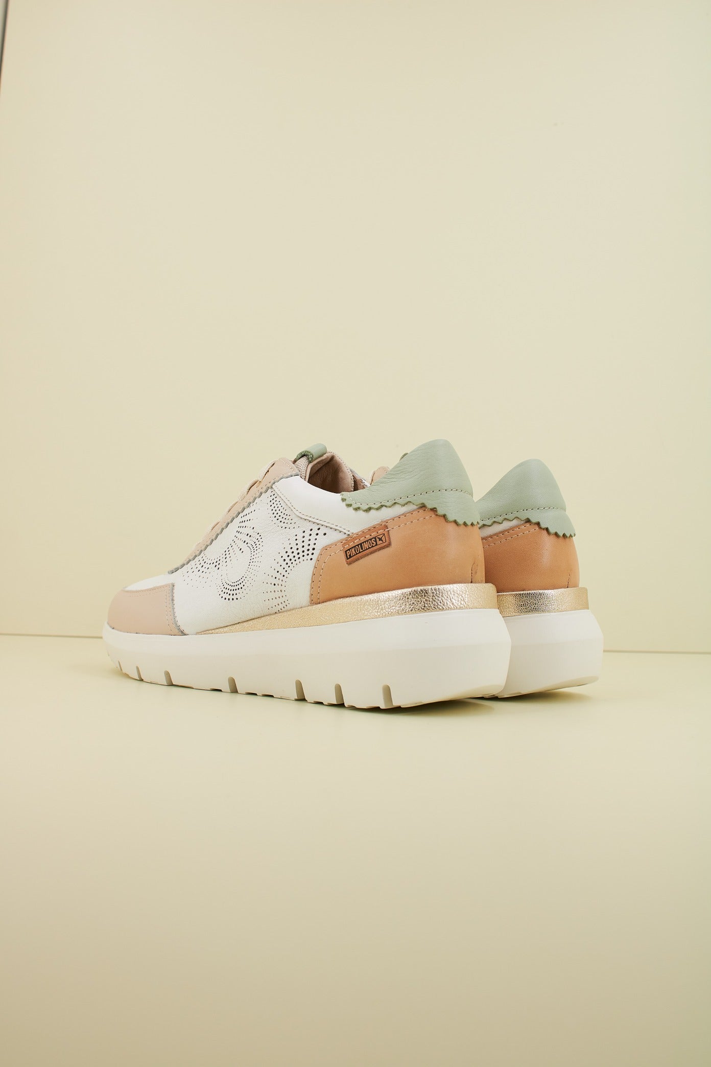 PIKOLINOS  en color WHITE  (3)