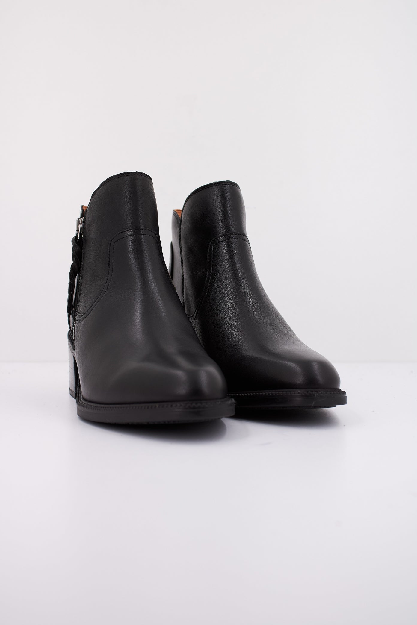 PIKOLINOS BACAROT WD  en color BLACK  (2)