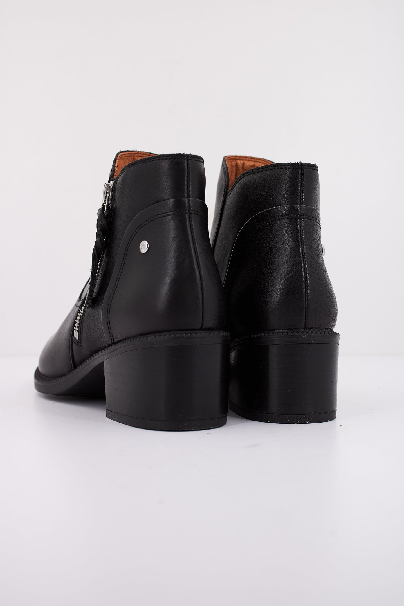 PIKOLINOS BACAROT WD  en color BLACK  (4)