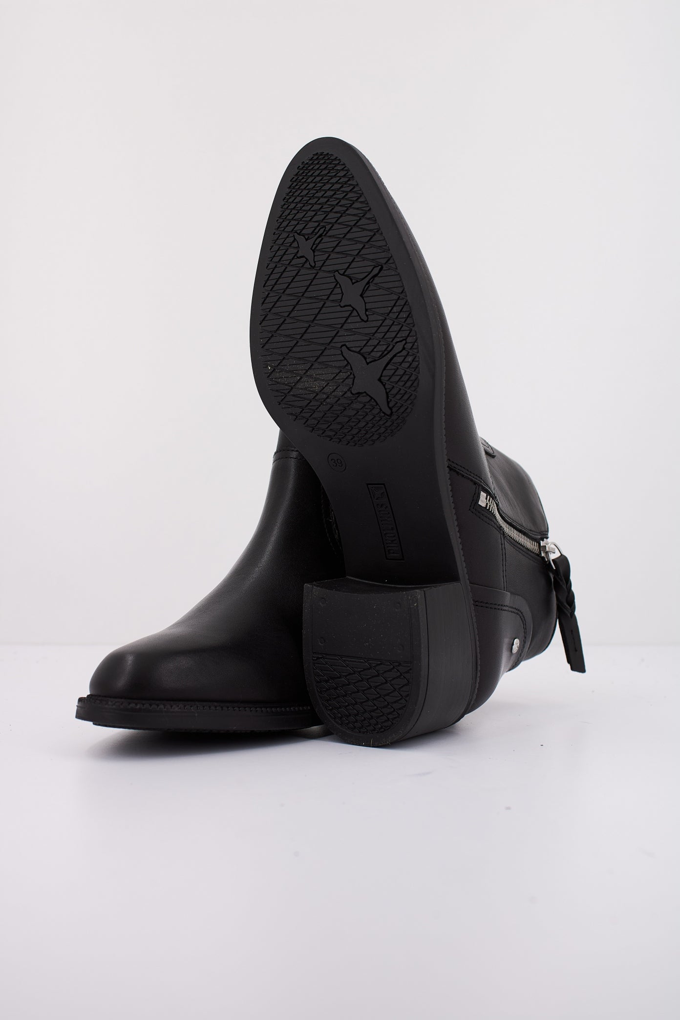 PIKOLINOS BACAROT WD  en color BLACK  (5)