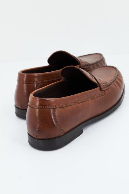 MARTINELLI FORTHILL  en color CUERO  (3)