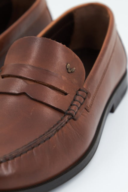 MARTINELLI FORTHILL  en color CUERO  (4)