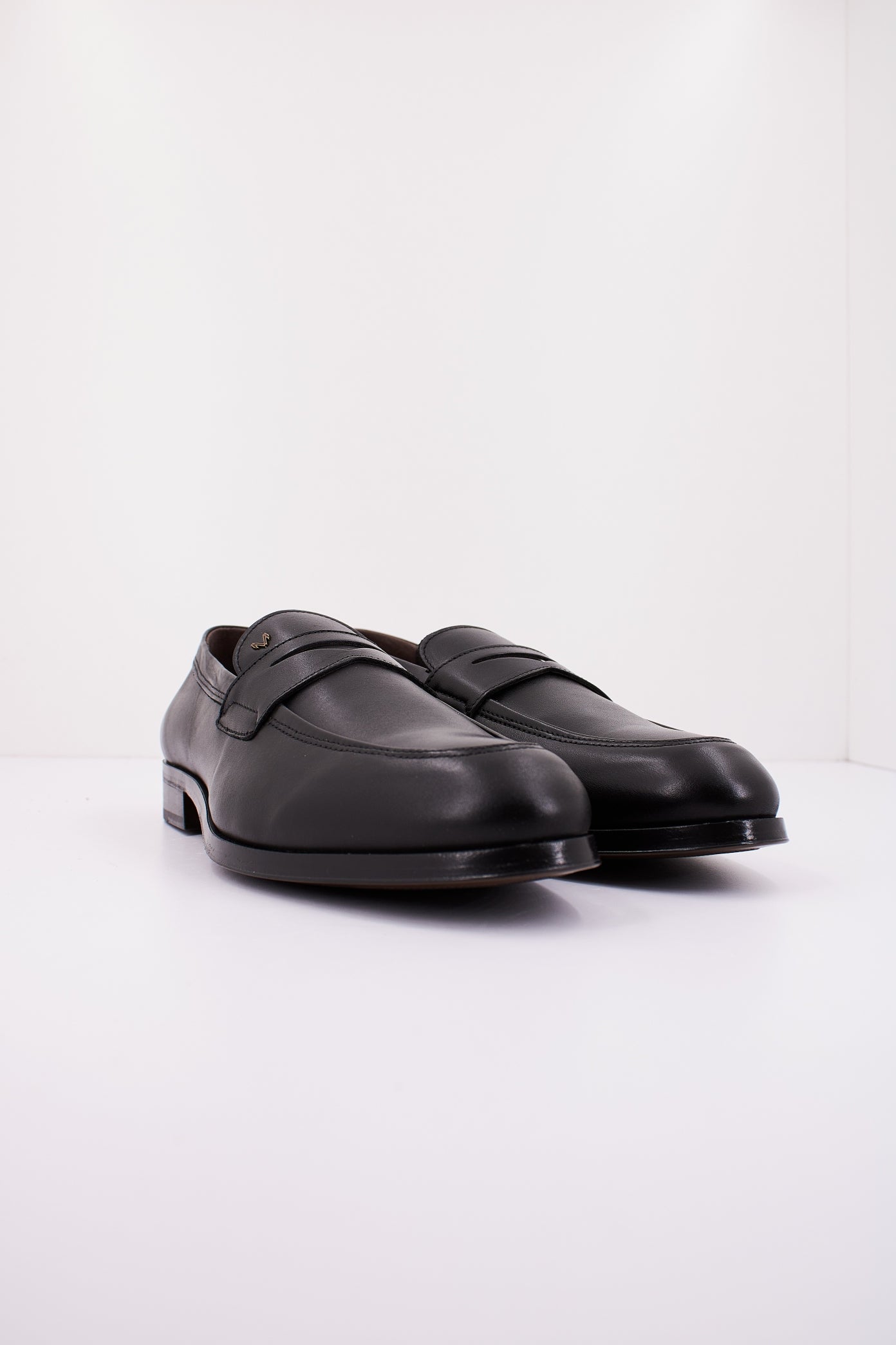 MARTINELLI EMPIRE en color BLACK  (2)