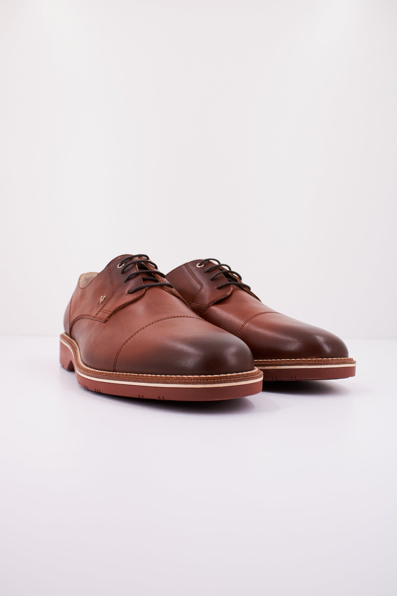 MARTINELLI WATFORD en color CUERO  (2)