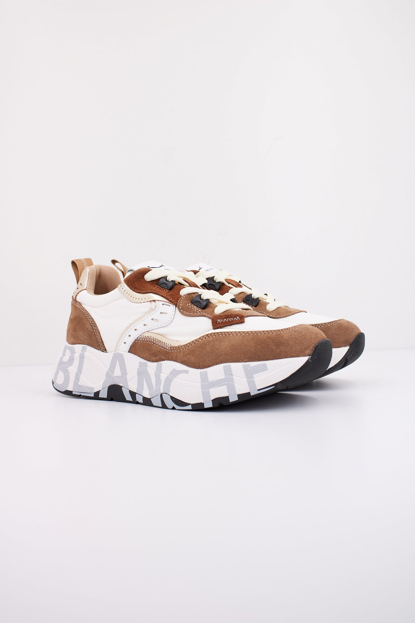 VOILE BLANCHE  CLUB en color BRWPLT  (2)